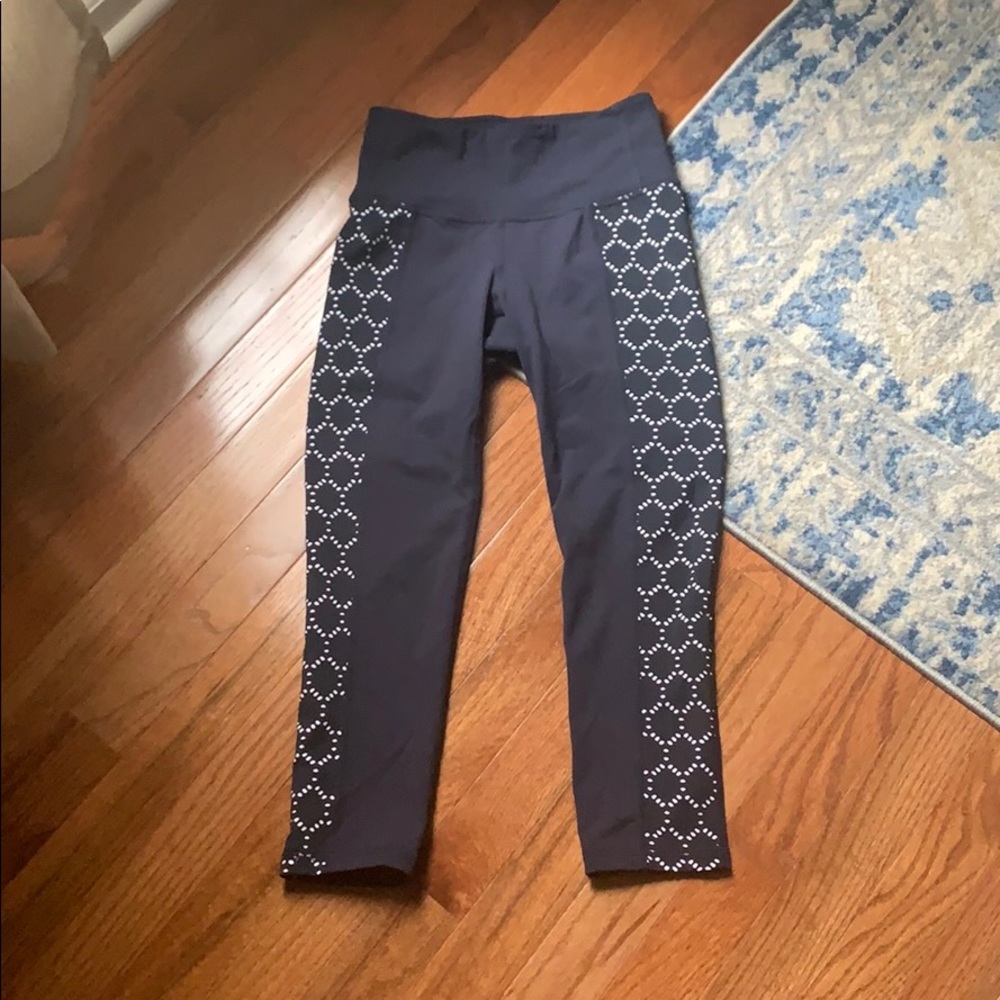 Athleta Navy Crop